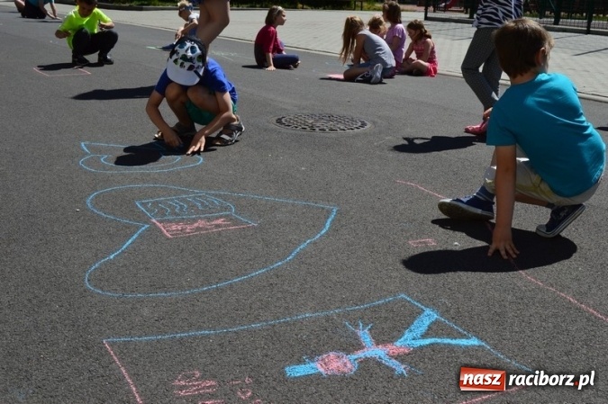 Zdjęcie w galerii na portalu naszraciborz.pl: Szkoła Podstawowa nr 4 i Gimnazjum nr 1 razem na rzecz czytelnictwa  wiadomości z regionu