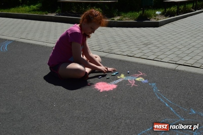 Zdjęcie w galerii na portalu naszraciborz.pl: Szkoła Podstawowa nr 4 i Gimnazjum nr 1 razem na rzecz czytelnictwa  wiadomości z regionu