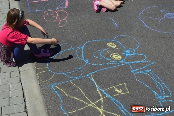 Zdjęcie w galerii na portalu naszraciborz.pl: Szkoła Podstawowa nr 4 i Gimnazjum nr 1 razem na rzecz czytelnictwa  wiadomości z regionu