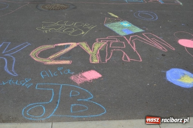 Zdjęcie w galerii na portalu naszraciborz.pl: Szkoła Podstawowa nr 4 i Gimnazjum nr 1 razem na rzecz czytelnictwa  wiadomości z regionu