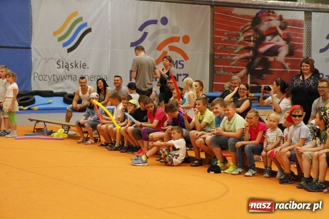 Zdjęcie w galerii na portalu naszraciborz.pl: ZSOMS. Dzień Dziecka w sportowym stylu  wiadomości z regionu