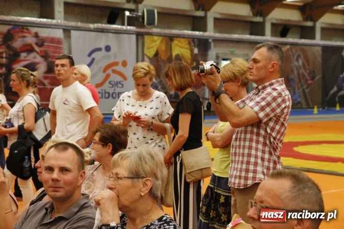 Zdjęcie w galerii na portalu naszraciborz.pl: ZSOMS. Dzień Dziecka w sportowym stylu  wiadomości z regionu