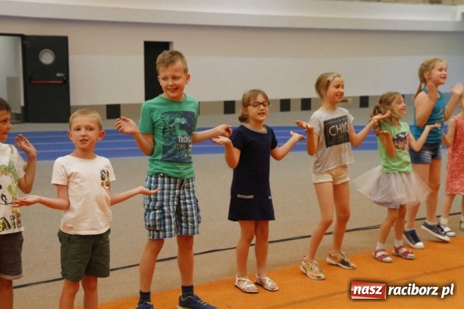 Zdjęcie w galerii na portalu naszraciborz.pl: ZSOMS. Dzień Dziecka w sportowym stylu  wiadomości z regionu