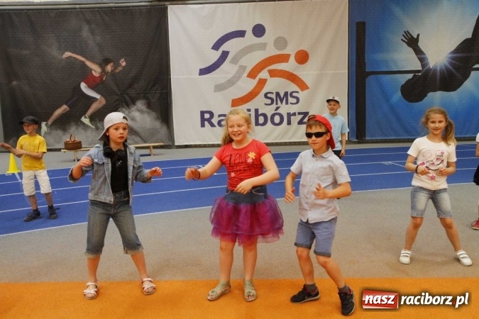 Zdjęcie w galerii na portalu naszraciborz.pl: ZSOMS. Dzień Dziecka w sportowym stylu  wiadomości z regionu