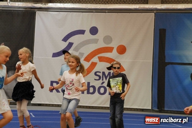 Zdjęcie w galerii na portalu naszraciborz.pl: ZSOMS. Dzień Dziecka w sportowym stylu  wiadomości z regionu
