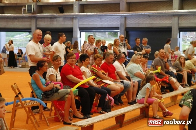 Zdjęcie w galerii na portalu naszraciborz.pl: ZSOMS. Dzień Dziecka w sportowym stylu  wiadomości z regionu