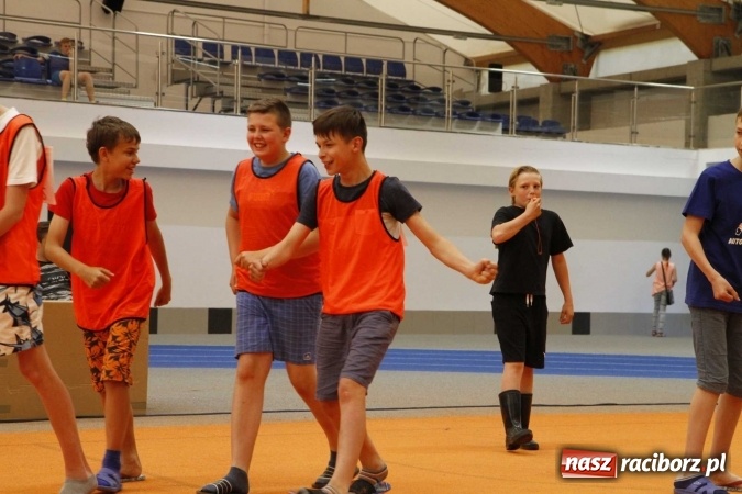 Zdjęcie w galerii na portalu naszraciborz.pl: ZSOMS. Dzień Dziecka w sportowym stylu  wiadomości z regionu