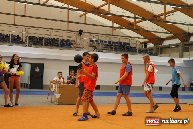 Zdjęcie w galerii na portalu naszraciborz.pl: ZSOMS. Dzień Dziecka w sportowym stylu  wiadomości z regionu