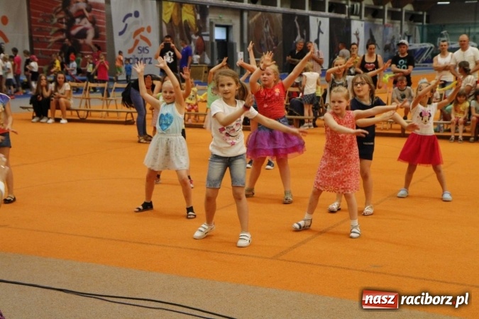 Zdjęcie w galerii na portalu naszraciborz.pl: ZSOMS. Dzień Dziecka w sportowym stylu  wiadomości z regionu