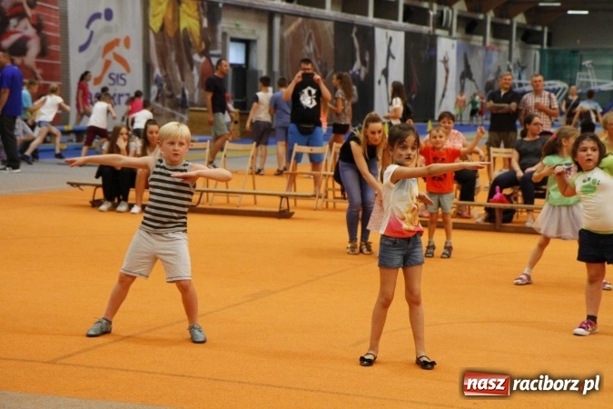 Zdjęcie w galerii na portalu naszraciborz.pl: ZSOMS. Dzień Dziecka w sportowym stylu  wiadomości z regionu