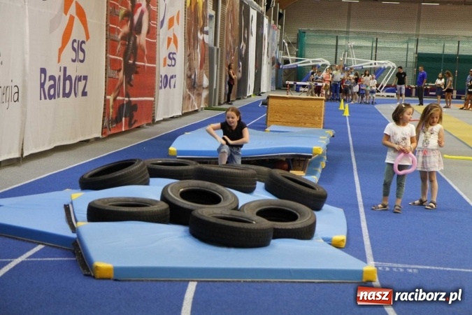 Zdjęcie w galerii na portalu naszraciborz.pl: ZSOMS. Dzień Dziecka w sportowym stylu  wiadomości z regionu
