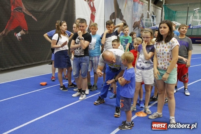 Zdjęcie w galerii na portalu naszraciborz.pl: ZSOMS. Dzień Dziecka w sportowym stylu  wiadomości z regionu