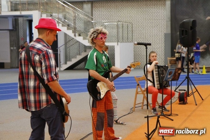 Zdjęcie w galerii na portalu naszraciborz.pl: ZSOMS. Dzień Dziecka w sportowym stylu  wiadomości z regionu