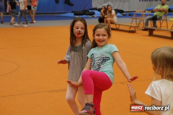 Zdjęcie w galerii na portalu naszraciborz.pl: ZSOMS. Dzień Dziecka w sportowym stylu  wiadomości z regionu