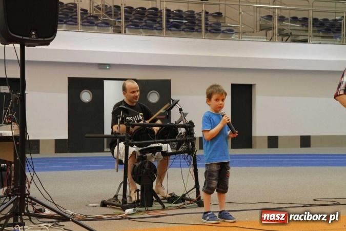 Zdjęcie w galerii na portalu naszraciborz.pl: ZSOMS. Dzień Dziecka w sportowym stylu  wiadomości z regionu