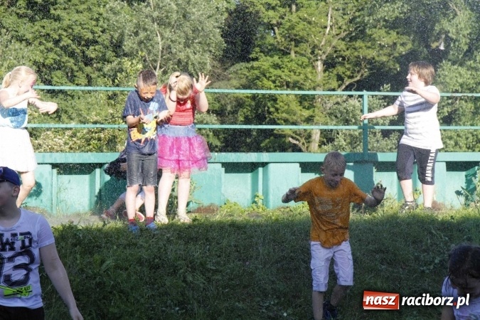 Zdjęcie w galerii na portalu naszraciborz.pl: ZSOMS. Dzień Dziecka w sportowym stylu  wiadomości z regionu