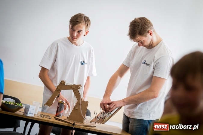 Zdjęcie w galerii na portalu naszraciborz.pl: Dzień Dziecka z Techniką w PWSZ w Raciborzu  wiadomości z regionu