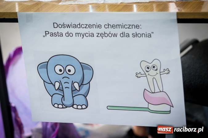 Zdjęcie w galerii na portalu naszraciborz.pl: Dzień Dziecka z Techniką w PWSZ w Raciborzu  wiadomości z regionu