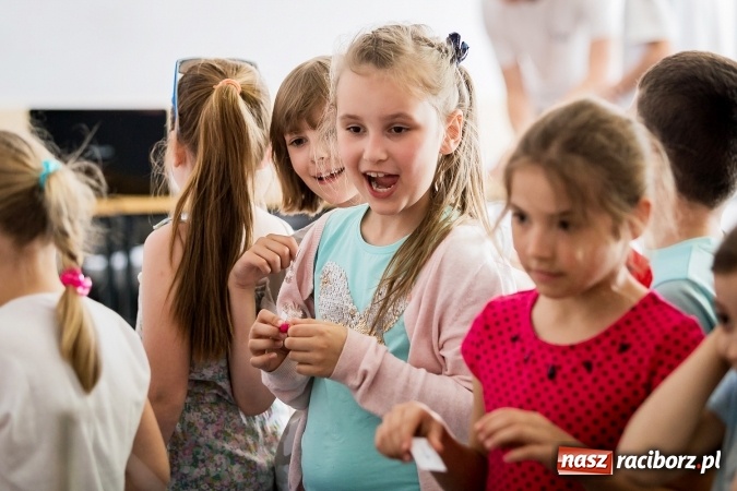 Zdjęcie w galerii na portalu naszraciborz.pl: Dzień Dziecka z Techniką w PWSZ w Raciborzu  wiadomości z regionu