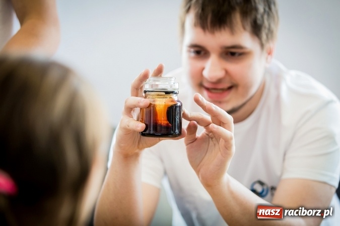 Zdjęcie w galerii na portalu naszraciborz.pl: Dzień Dziecka z Techniką w PWSZ w Raciborzu  wiadomości z regionu