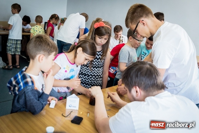 Zdjęcie w galerii na portalu naszraciborz.pl: Dzień Dziecka z Techniką w PWSZ w Raciborzu  wiadomości z regionu