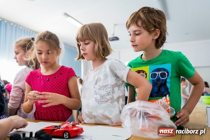 Zdjęcie w galerii na portalu naszraciborz.pl: Dzień Dziecka z Techniką w PWSZ w Raciborzu  wiadomości z regionu