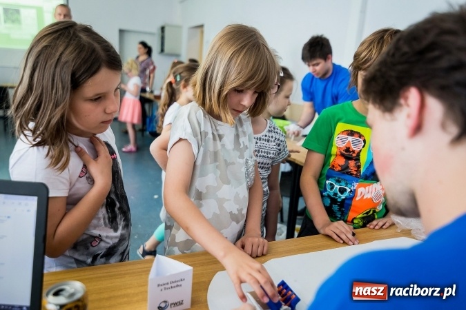 Zdjęcie w galerii na portalu naszraciborz.pl: Dzień Dziecka z Techniką w PWSZ w Raciborzu  wiadomości z regionu