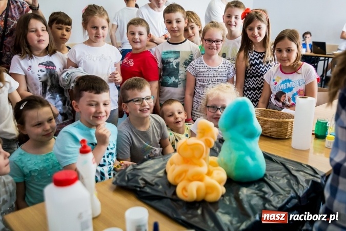 Zdjęcie w galerii na portalu naszraciborz.pl: Dzień Dziecka z Techniką w PWSZ w Raciborzu  wiadomości z regionu