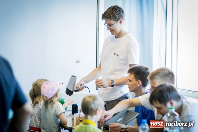 Zdjęcie w galerii na portalu naszraciborz.pl: Dzień Dziecka z Techniką w PWSZ w Raciborzu  wiadomości z regionu