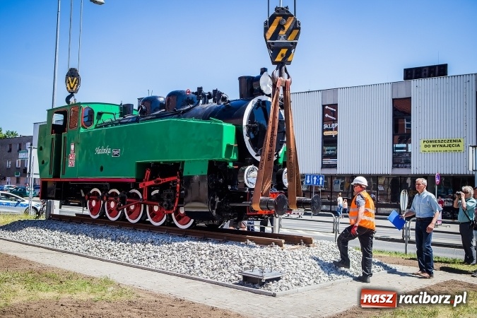 Zdjęcie w galerii na portalu naszraciborz.pl: Operacja Halinka - fotoreportaż z poprawiania torowiska wiadomości z regionu