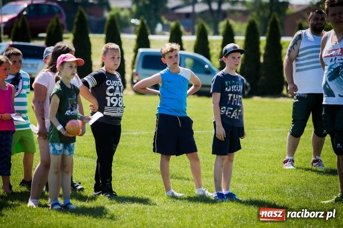 Zdjęcie w galerii na portalu naszraciborz.pl: Dzień Dziecka z Raptors Racibórz w Samborowicach wiadomości z regionu