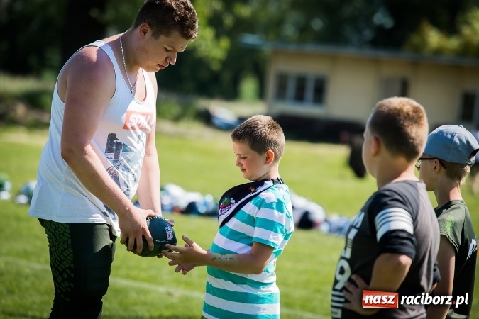 Zdjęcie w galerii na portalu naszraciborz.pl: Dzień Dziecka z Raptors Racibórz w Samborowicach wiadomości z regionu