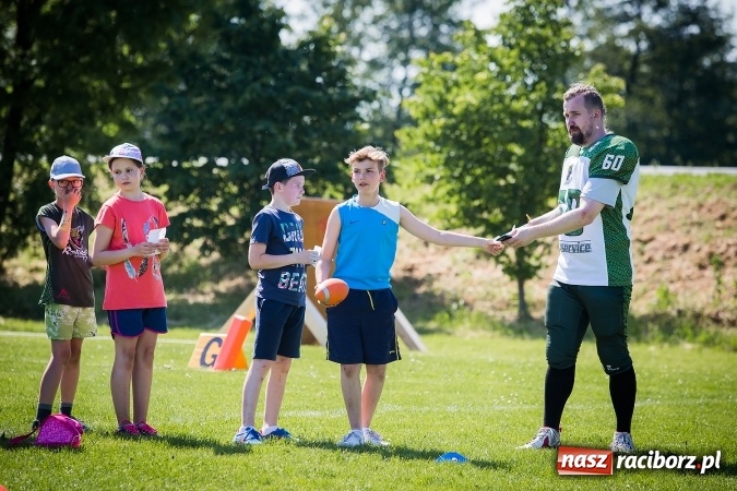 Zdjęcie w galerii na portalu naszraciborz.pl: Dzień Dziecka z Raptors Racibórz w Samborowicach wiadomości z regionu