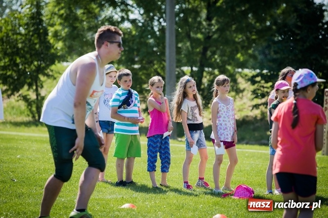 Zdjęcie w galerii na portalu naszraciborz.pl: Dzień Dziecka z Raptors Racibórz w Samborowicach wiadomości z regionu