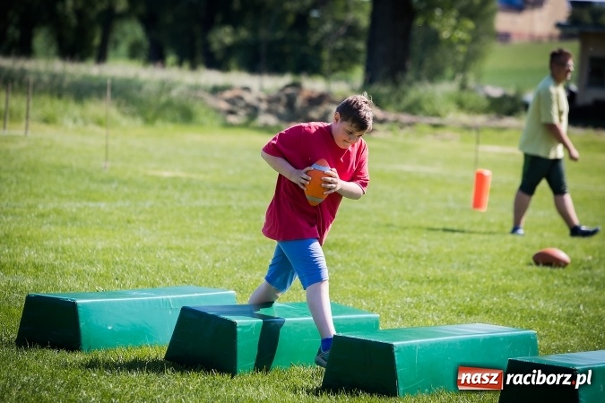 Zdjęcie w galerii na portalu naszraciborz.pl: Dzień Dziecka z Raptors Racibórz w Samborowicach wiadomości z regionu