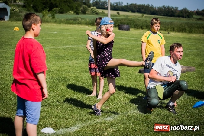 Zdjęcie w galerii na portalu naszraciborz.pl: Dzień Dziecka z Raptors Racibórz w Samborowicach wiadomości z regionu