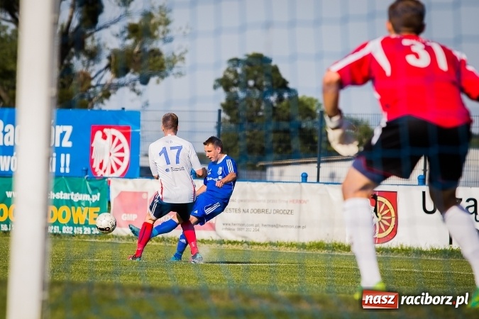 Zdjęcie w galerii na portalu naszraciborz.pl: Unia Racibórz pokonała Beskid Skoczów wiadomości z regionu