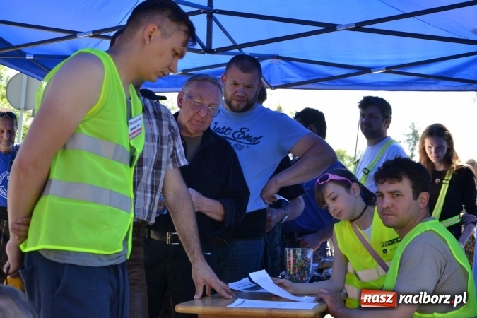 Zdjęcie w galerii na portalu naszraciborz.pl: Prajzska Rallye – czar starych samochodów  wiadomości z regionu