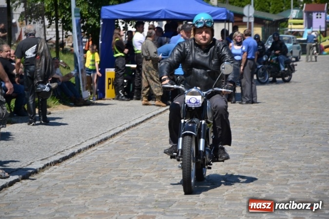 Zdjęcie w galerii na portalu naszraciborz.pl: Prajzska Rallye – czar starych samochodów  wiadomości z regionu