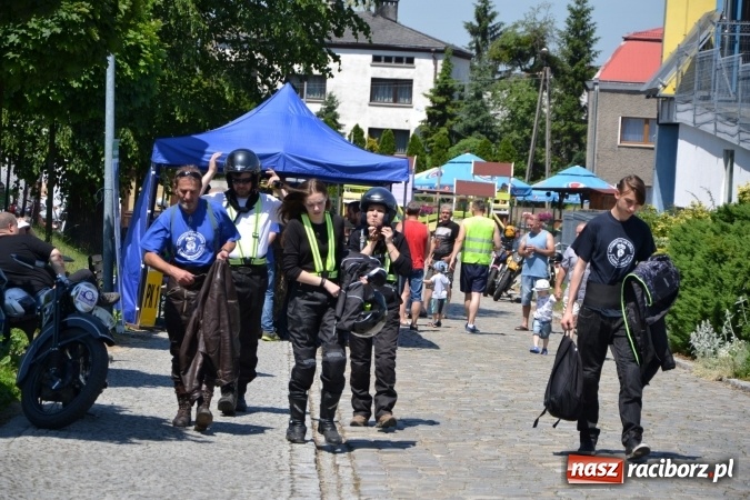 Zdjęcie w galerii na portalu naszraciborz.pl: Prajzska Rallye – czar starych samochodów  wiadomości z regionu