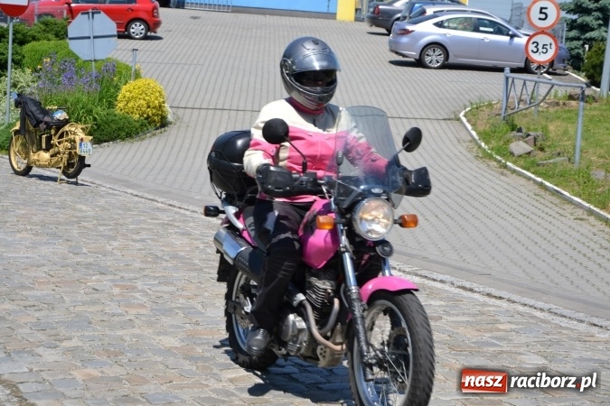 Zdjęcie w galerii na portalu naszraciborz.pl: Prajzska Rallye – czar starych samochodów  wiadomości z regionu