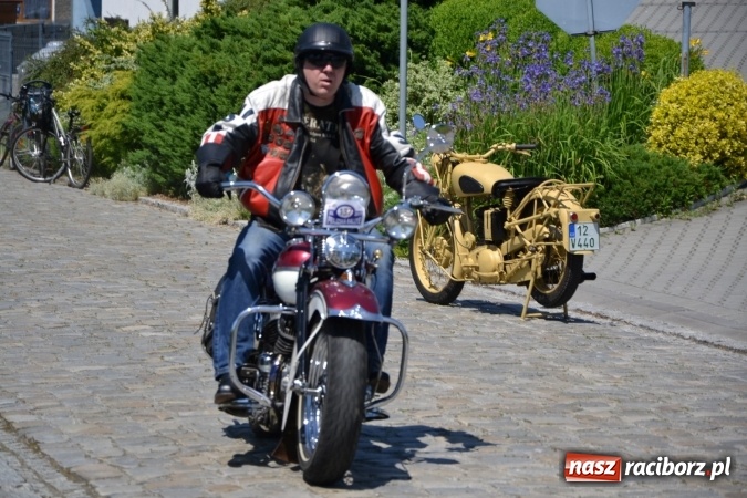 Zdjęcie w galerii na portalu naszraciborz.pl: Prajzska Rallye – czar starych samochodów  wiadomości z regionu