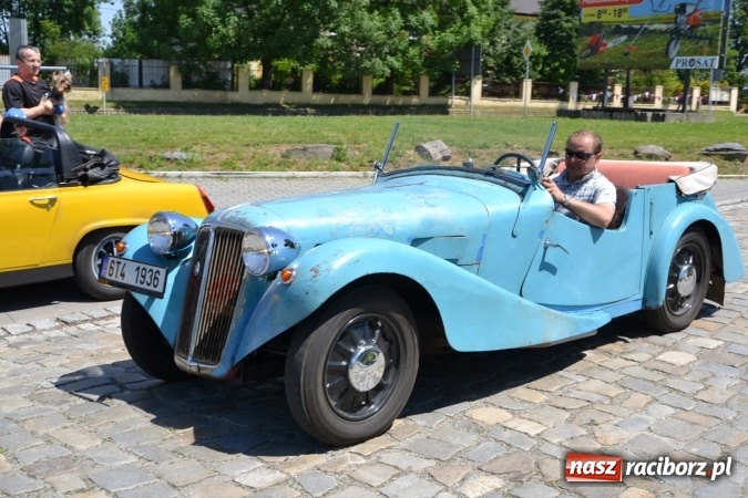 Zdjęcie w galerii na portalu naszraciborz.pl: Prajzska Rallye – czar starych samochodów  wiadomości z regionu