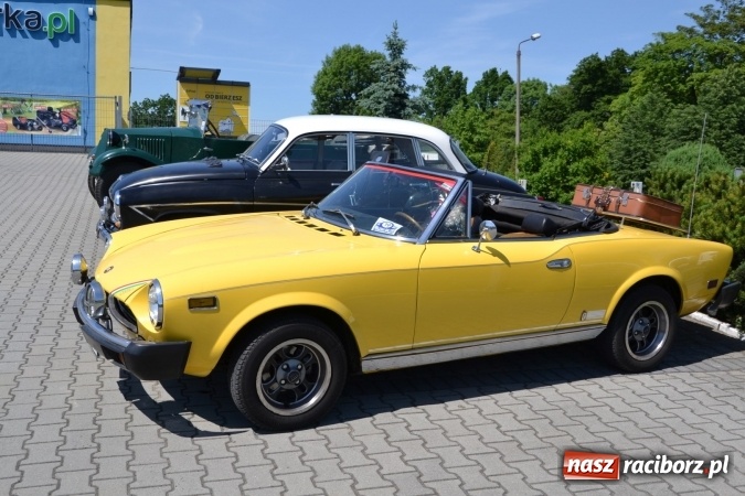 Zdjęcie w galerii na portalu naszraciborz.pl: Prajzska Rallye – czar starych samochodów  wiadomości z regionu