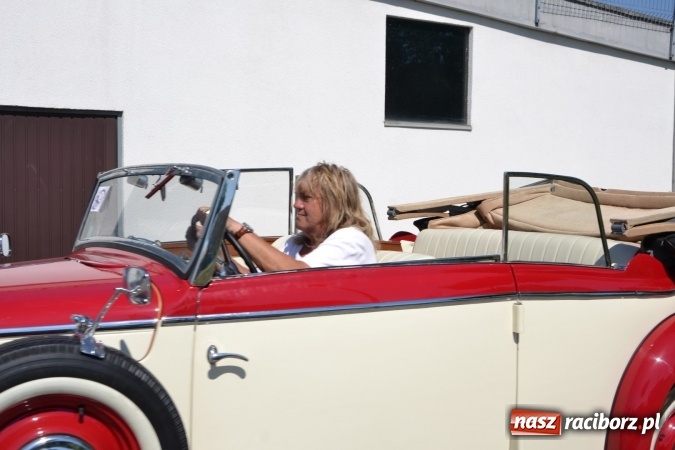 Zdjęcie w galerii na portalu naszraciborz.pl: Prajzska Rallye – czar starych samochodów  wiadomości z regionu