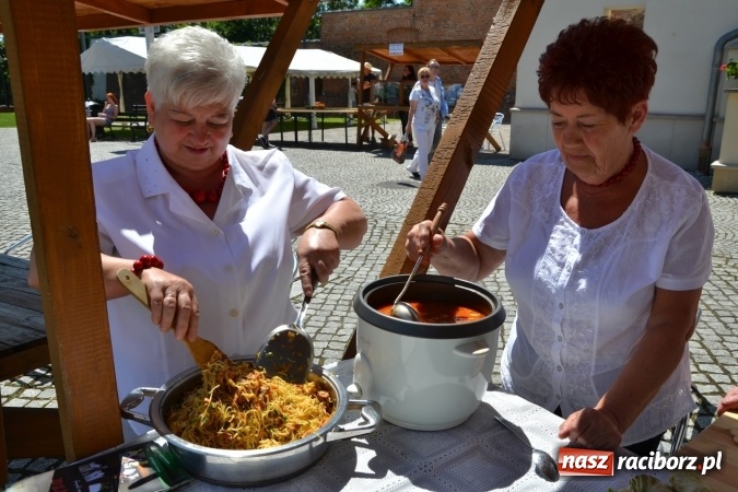 Zdjęcie w galerii na portalu naszraciborz.pl: IV Czym Nędza bogata! - rodzinny piknik na Zamku Piastowskim za nami  wiadomości z regionu