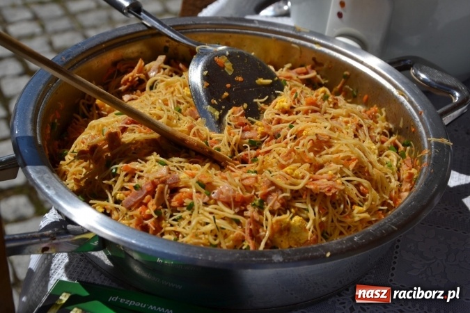 Zdjęcie w galerii na portalu naszraciborz.pl: IV Czym Nędza bogata! - rodzinny piknik na Zamku Piastowskim za nami  wiadomości z regionu