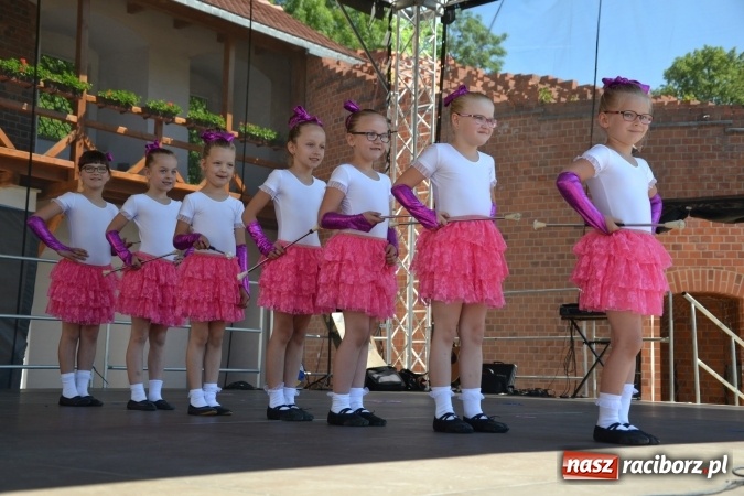 Zdjęcie w galerii na portalu naszraciborz.pl: IV Czym Nędza bogata! - rodzinny piknik na Zamku Piastowskim za nami  wiadomości z regionu