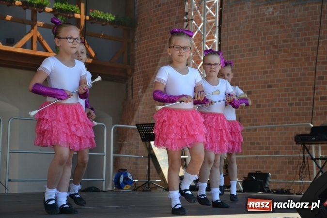 Zdjęcie w galerii na portalu naszraciborz.pl: IV Czym Nędza bogata! - rodzinny piknik na Zamku Piastowskim za nami  wiadomości z regionu