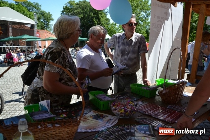 Zdjęcie w galerii na portalu naszraciborz.pl: IV Czym Nędza bogata! - rodzinny piknik na Zamku Piastowskim za nami  wiadomości z regionu